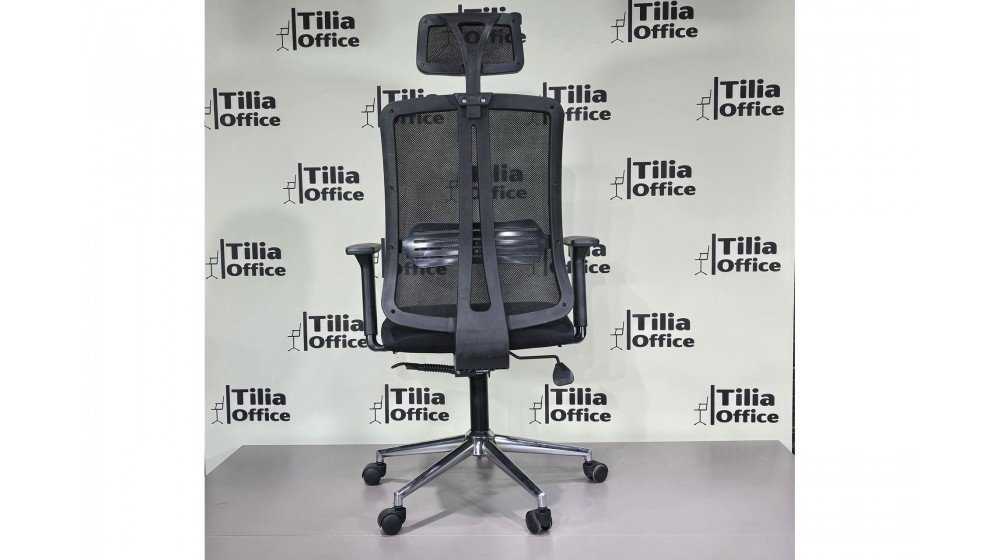 Crom Makam Koltuğu | Tilia Office Tilia Crom modern fileli makam koltuğu, parlak krom metal iskelet ve siyah Airfile kumaş.